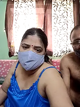 Snapshot of HoneyHush chatting on February 2026 06:31:02 AM HoneyHush online show from February 2026 06:31:02 AM