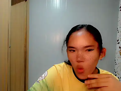 girlyteengrl online show from February 2026 04:46:02 PM