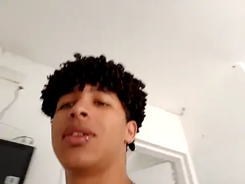 ian smith  online show from April 2026 06:16:01 PM