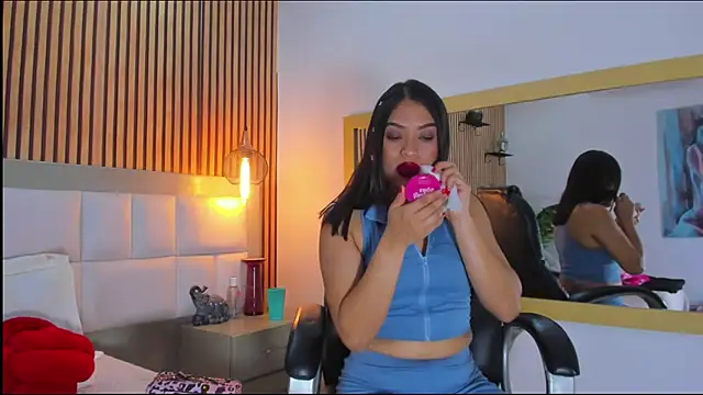 Snapshot of Georgia_Vega chatting on February 2026 07:25:02 PM Georgia Vega online show from February 2026 07:25:02 PM