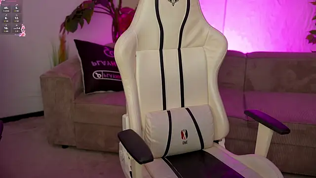 Zlata Sky online show from October 2025 02:46:01 PM