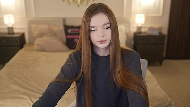 Zlata Sky online show from November 2025 03:34:01 PM