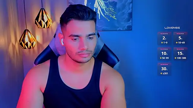 AndresRodriguez1 online show from February 2026 01:30:02 PM