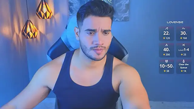 AndresRodriguez1 online show from April 2026 12:30:02 PM