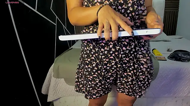 shaden  online show from March 2026 10:02:02 PM