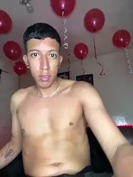 Sebastian Villamarin online show from February 2026 04:41:01 AM