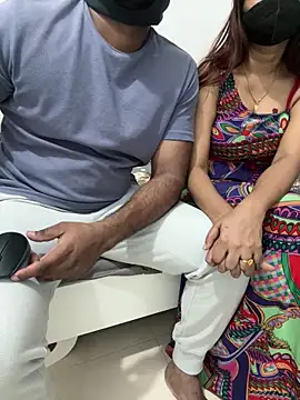 couple7v17d online show from February 2026 06:19:01 PM