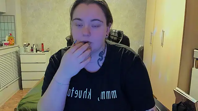 katya idinax online show from February 2026 03:05:01 PM