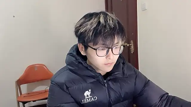 Snapshot of zijunzbzs chatting on February 2026 10:40:02 AM zijunzbzs online show from February 2026 10:40:02 AM