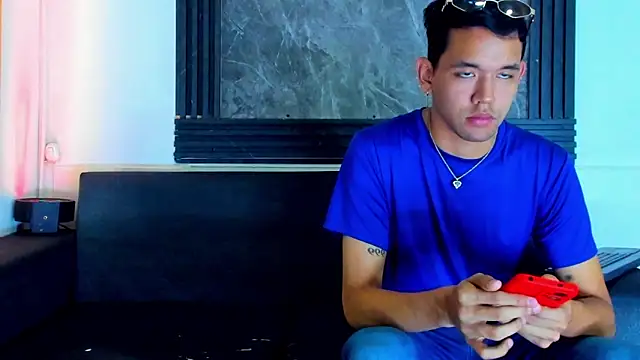 Snapshot of biig_boy chatting on February 2026 07:42:02 PM biig boy online show from February 2026 07:42:02 PM