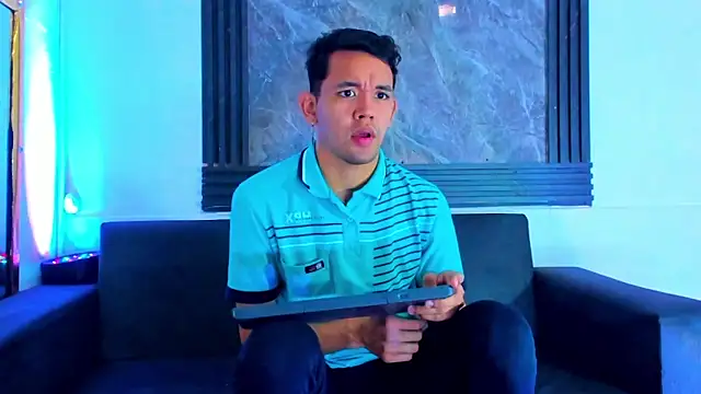 Snapshot of biig_boy chatting on February 2026 07:39:02 PM biig boy online show from February 2026 07:39:02 PM