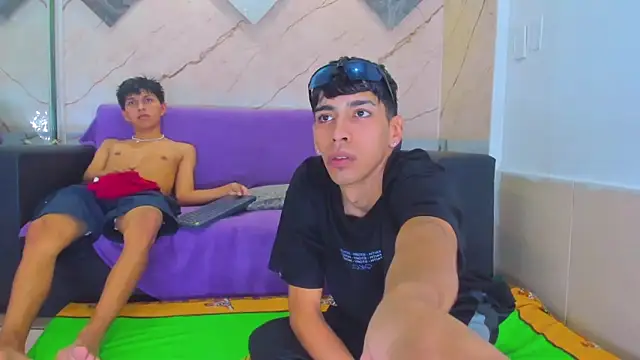 Snapshot of biig_boy chatting on February 2026 07:21:02 PM biig boy online show from February 2026 07:21:02 PM