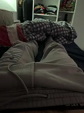 Snapshot of Enzo_2763 chatting on February 2026 11:28:02 AM Enzo 2763 online show from February 2026 11:28:02 AM