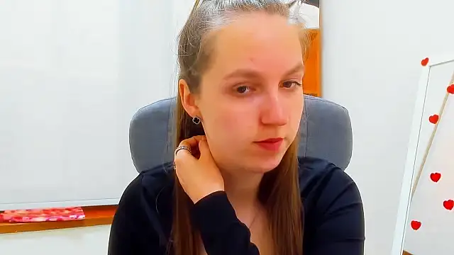 Snapshot of Nessi-Morris chatting on February 2026 07:26:01 AM Nessi-Morris online show from February 2026 07:26:01 AM