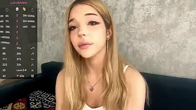 ViolaFaa online show from April 2026 08:14:01 AM