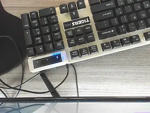 Maggiebitchx online show from February 2026 08:39:01 PM