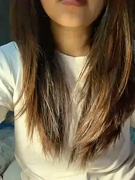 Luna Babyyy online show from February 2026 01:32:01 AM