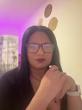 MelOnlyOf online show from February 2026 07:10:01 PM