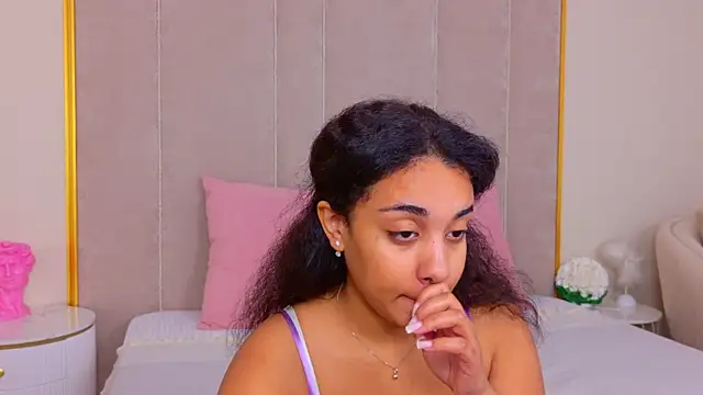 Luna Cortier online show from July 2026 05:14:02 AM