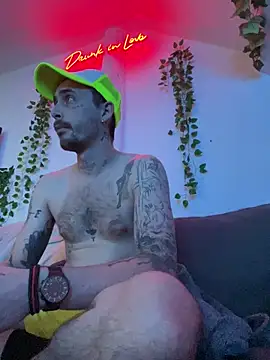 Piratee666 online show from February 2026 12:27:02 AM