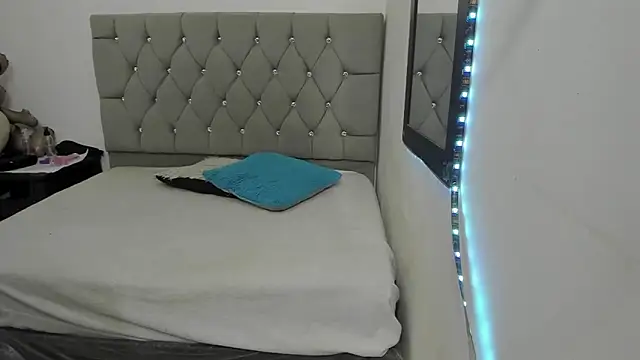  1DERECK online show from February 2026 09:43:01 AM