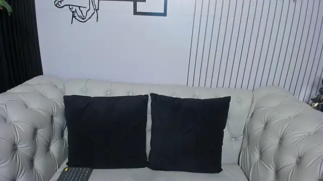 Snapshot of sophie_bonny chatting on February 2026 11:21:01 AM sophie bonny online show from February 2026 11:21:01 AM