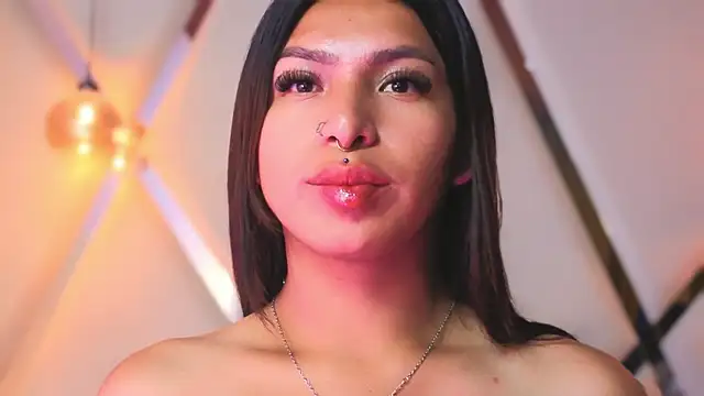 MeelFox online show from March 2026 12:38:02 PM