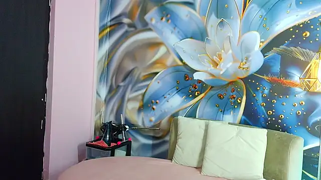 rouxinferno cr online show from February 2026 03:37:02 AM