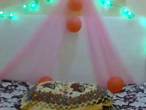 LIZNA 0 online show from February 2026 04:49:02 PM