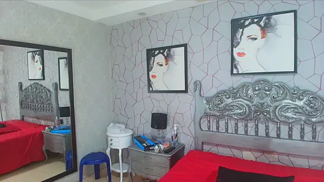 meganrousx online show from April 2026 03:28:01 PM