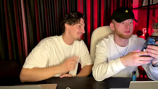 Snapshot of Adam_ice chatting on March 2026 04:14:02 PM Adam ice online show from March 2026 04:14:02 PM