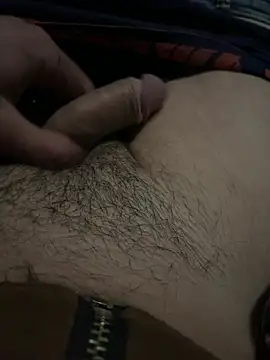 Kylxxx8 online show from February 2026 05:04:01 AM