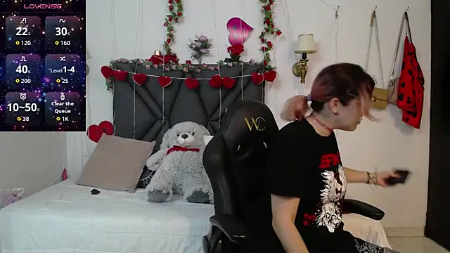 Snapshot of Sharma_Amayra chatting on March 2026 07:42:01 PM Sharma Amayra online show from March 2026 07:42:01 PM