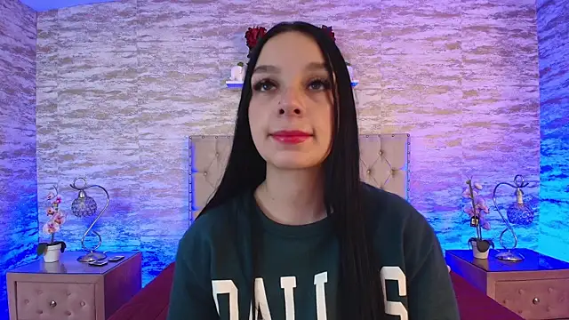 Elizabeth Ferrer online show from April 2026 12:32:01 PM