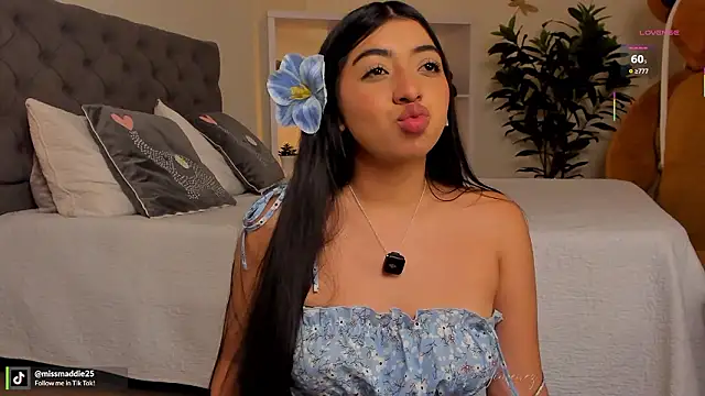 missvancouver online show from February 2026 01:17:01 AM