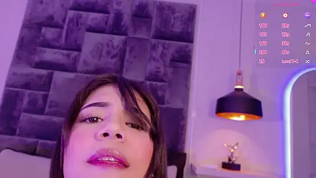 Pikayle online show from April 2026 10:04:02 PM