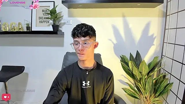 Patrick Howland  online show from April 2026 01:36:01 AM