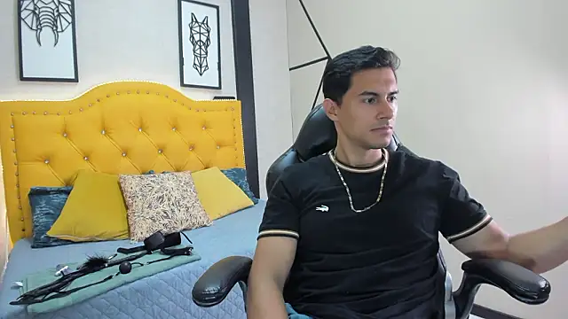 Mike Conors online show from March 2026 02:28:01 AM