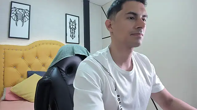 Mike Conors online show from March 2026 02:24:02 AM