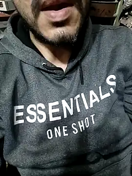 Snapshot of Aww21 chatting on February 2026 11:54:01 PM Aww21 online show from February 2026 11:54:01 PM