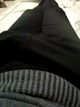 Snapshot of Aww21 chatting on March 2026 12:04:02 AM Aww21 online show from March 2026 12:04:02 AM