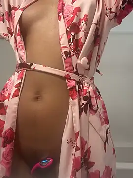 TWERKERBELL online show from February 2026 12:27:01 PM