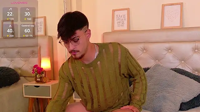 Aiden Gray online show from February 2026 09:10:02 PM