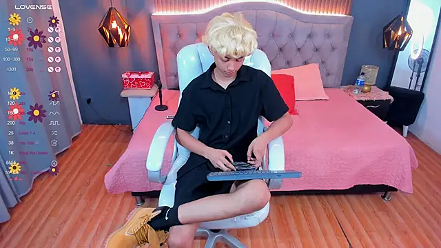 Noa 03 online show from March 2026 12:56:02 PM