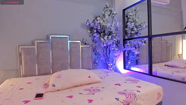 Nalapalmer online show from February 2026 07:50:02 PM