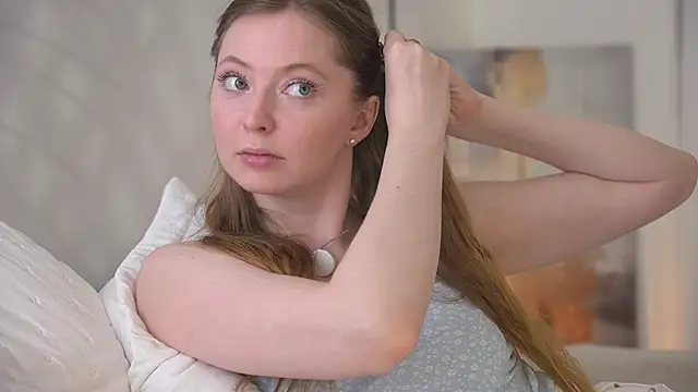 moan elisa online show from February 2026 03:06:01 AM