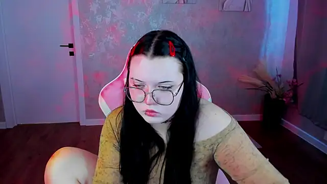 Kira G0ld online show from April 2026 09:07:01 AM