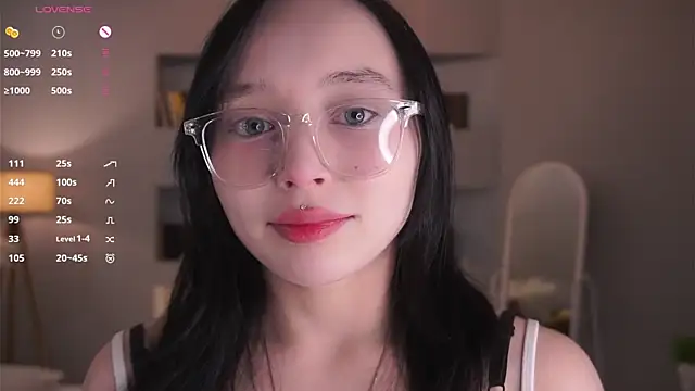 HannaHayles online show from February 2026 06:12:01 PM