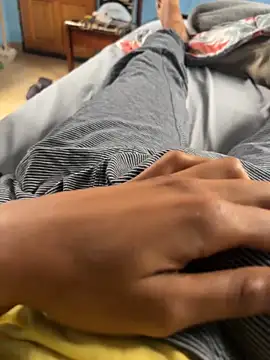 youngsterSA223 online show from April 2026 09:48:02 AM