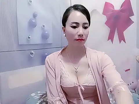 Hello-Kitty001 online show from March 2026 08:26:01 PM